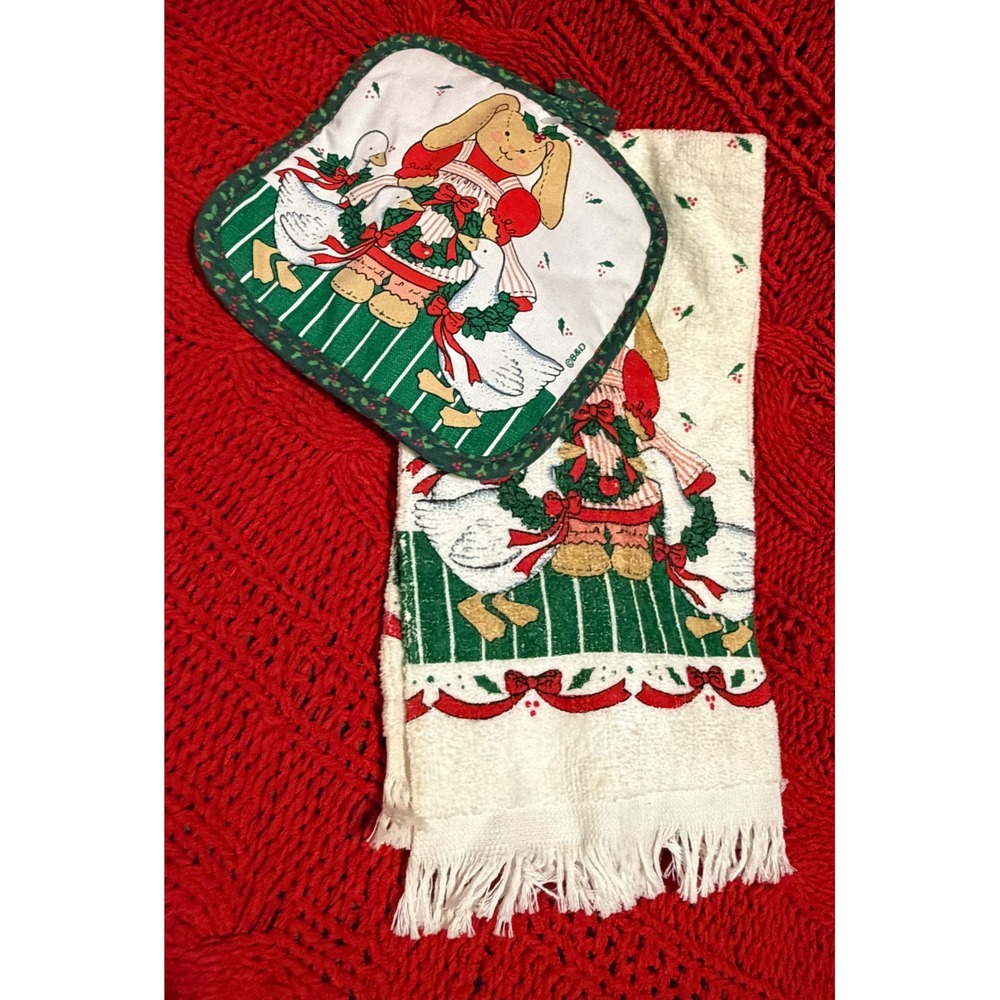 Vintage B&D Christmas Kitchen Towel n  Potholder Set Bunny Geese Country Holiday
